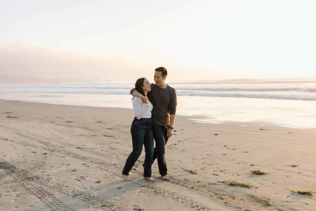 How to choose outfits for your engagement session