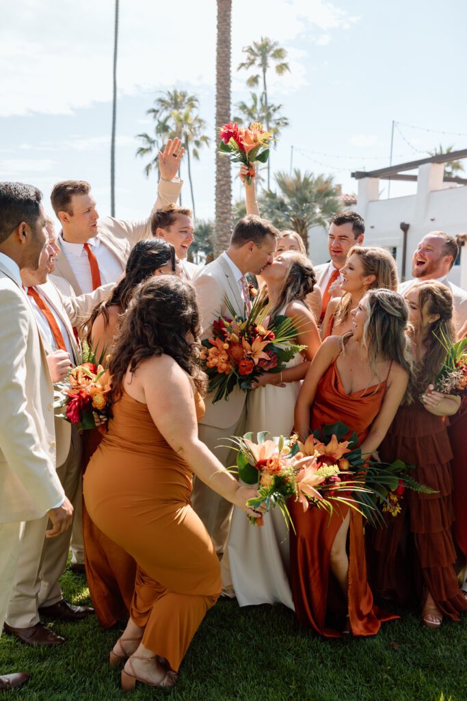 Modern tropical wedding at Ole Hanson Beach Club photographed by Laura Burns Photography