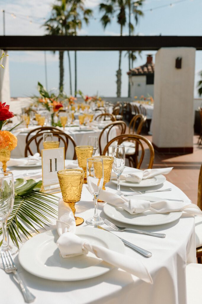 Modern tropical wedding at Ole Hanson Beach Club photographed by Laura Burns Photography